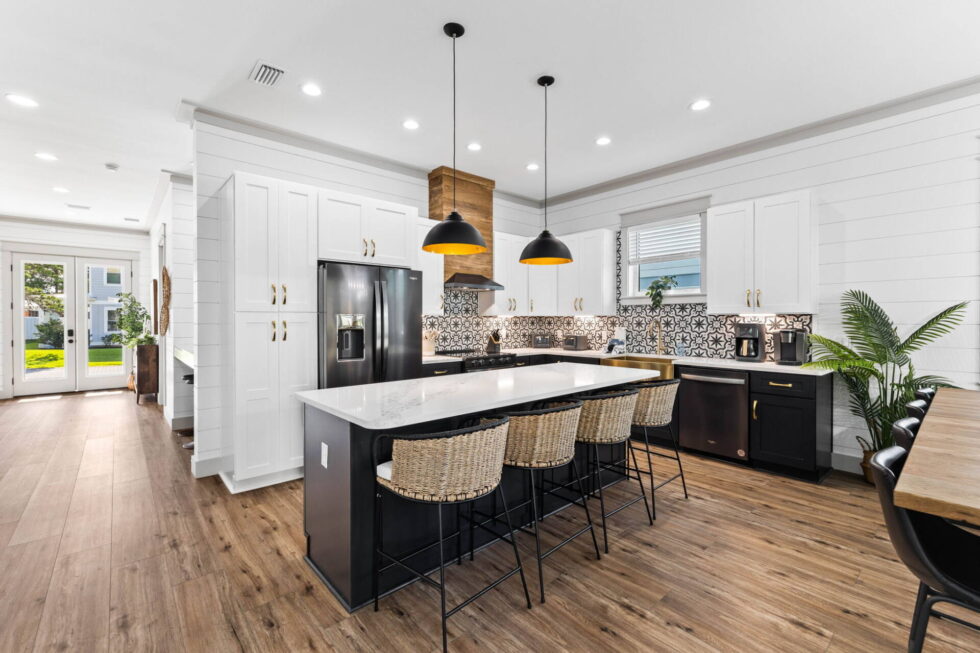 Diamond Oasis, real estate investment property